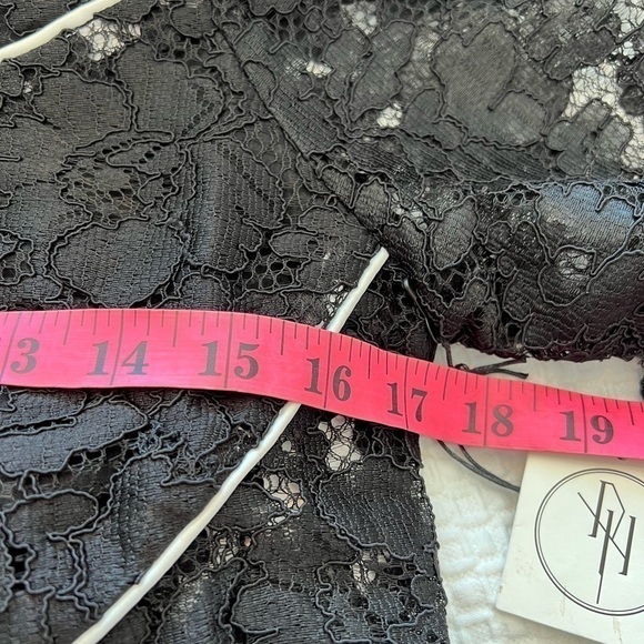 Divine Heritage Western Lace Pearl Snap Blouse - Picture 14 of 16